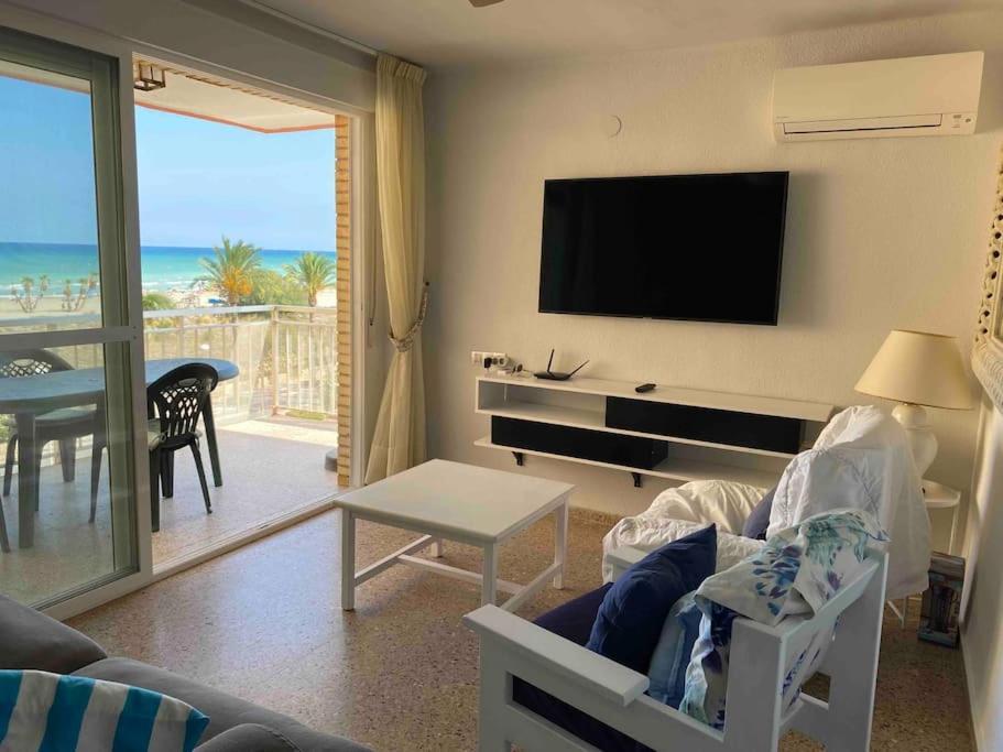 Vacaciones Canet Playa - En Primera Linea カネット・デ・ベレンゲル エクステリア 写真